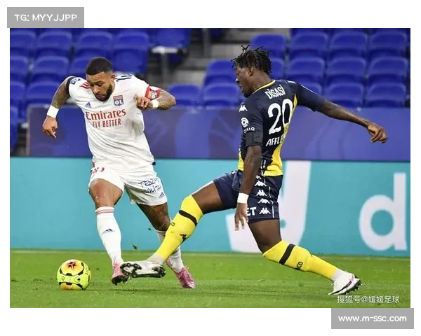 里昂2-0完胜尼斯豪取13连胜，托利索补时破僵